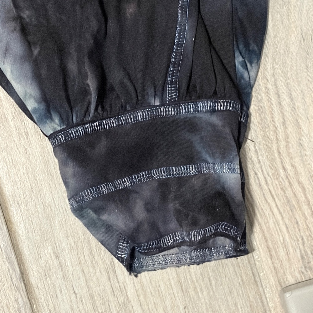 LIKE NEW! Women's Autumn Teneyl Tie Dye Sleeveless Jumpsuit - MEDIUM - Picture 9 of 11